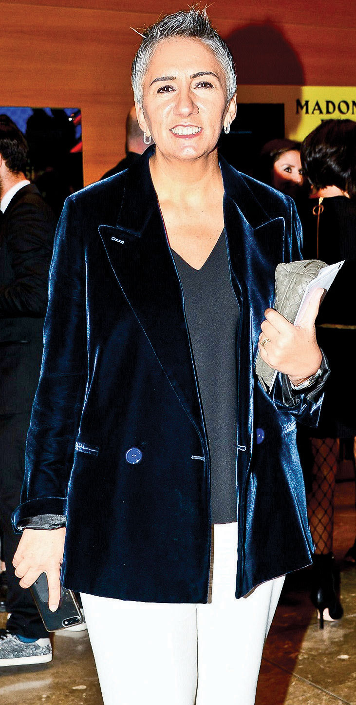 Gala geçidinde ünlüler geçidi