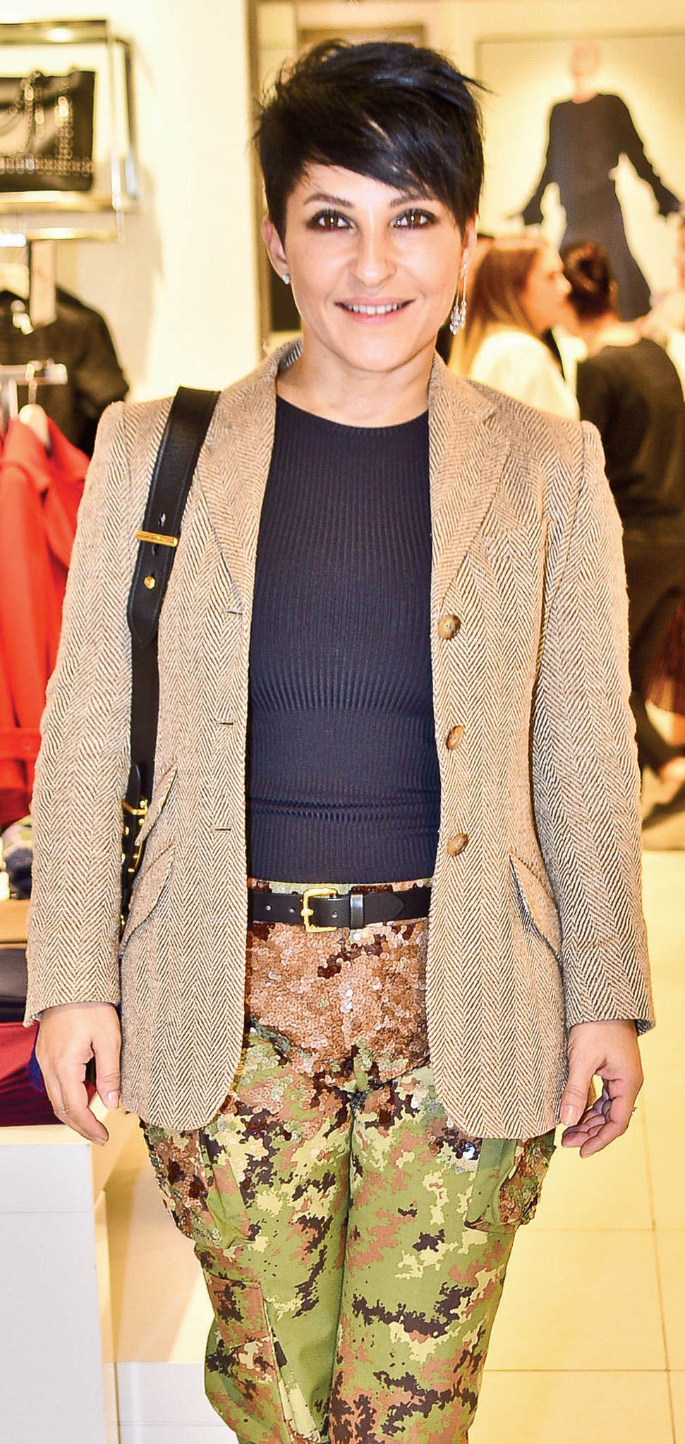 İzmirlilerle buluştu 