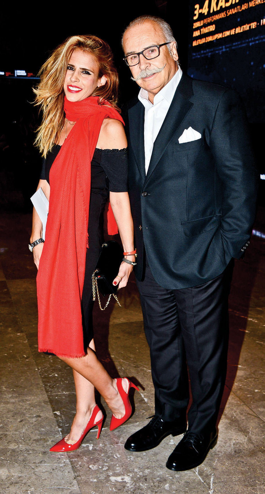 Gala geçidinde ünlüler geçidi