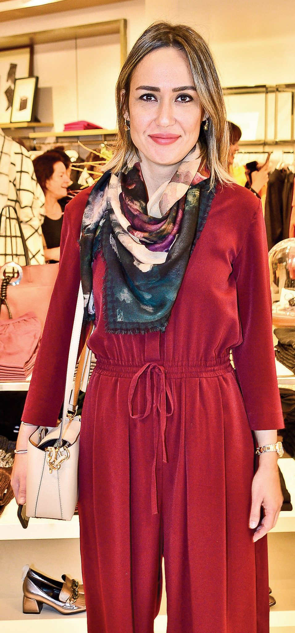 İzmirlilerle buluştu 