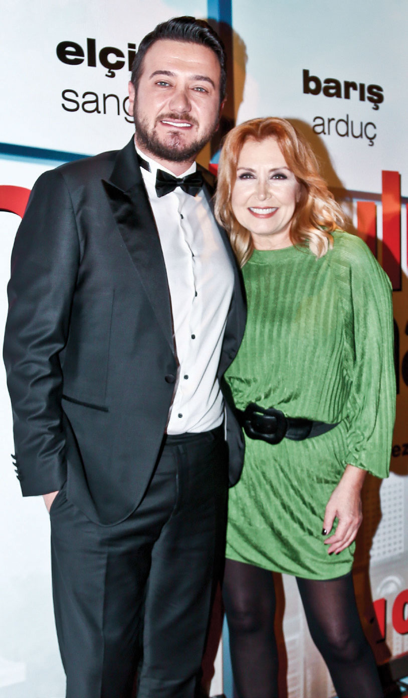 Görkemli gala daveti 