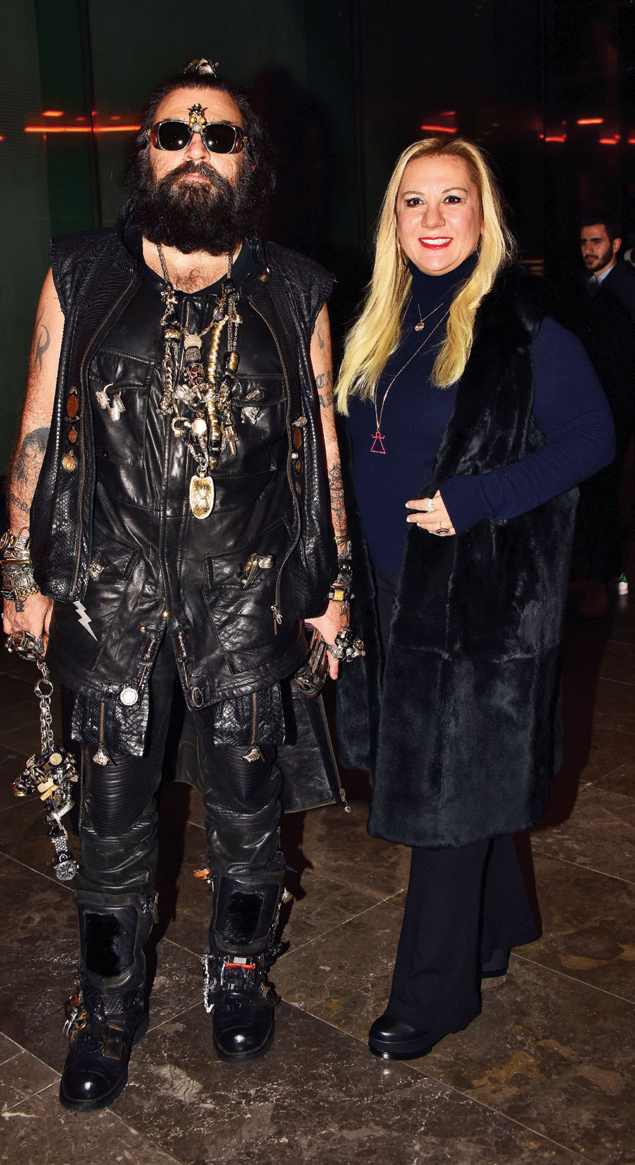 Denklanşöre Afrika için bastı 