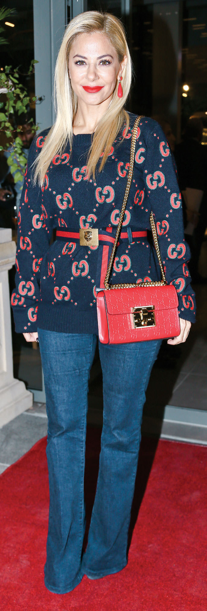 Serafına 'Vadi'ye indi