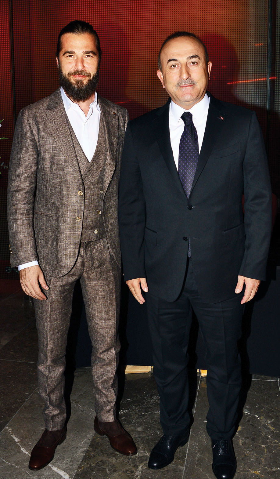 Denklanşöre Afrika için bastı 