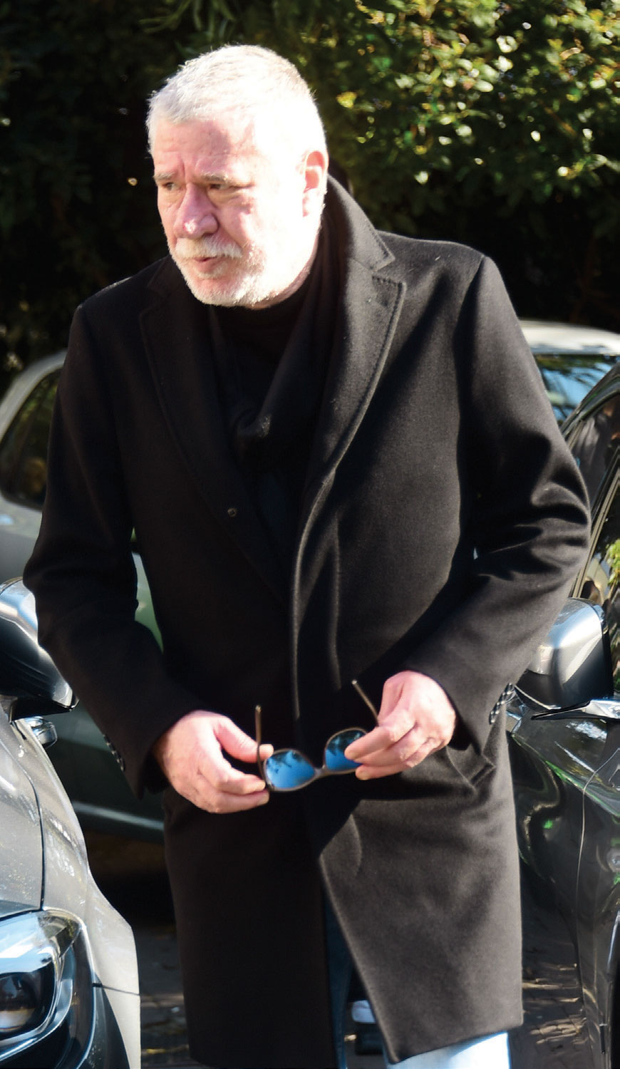 Gözyaşları içinde uğurlandı