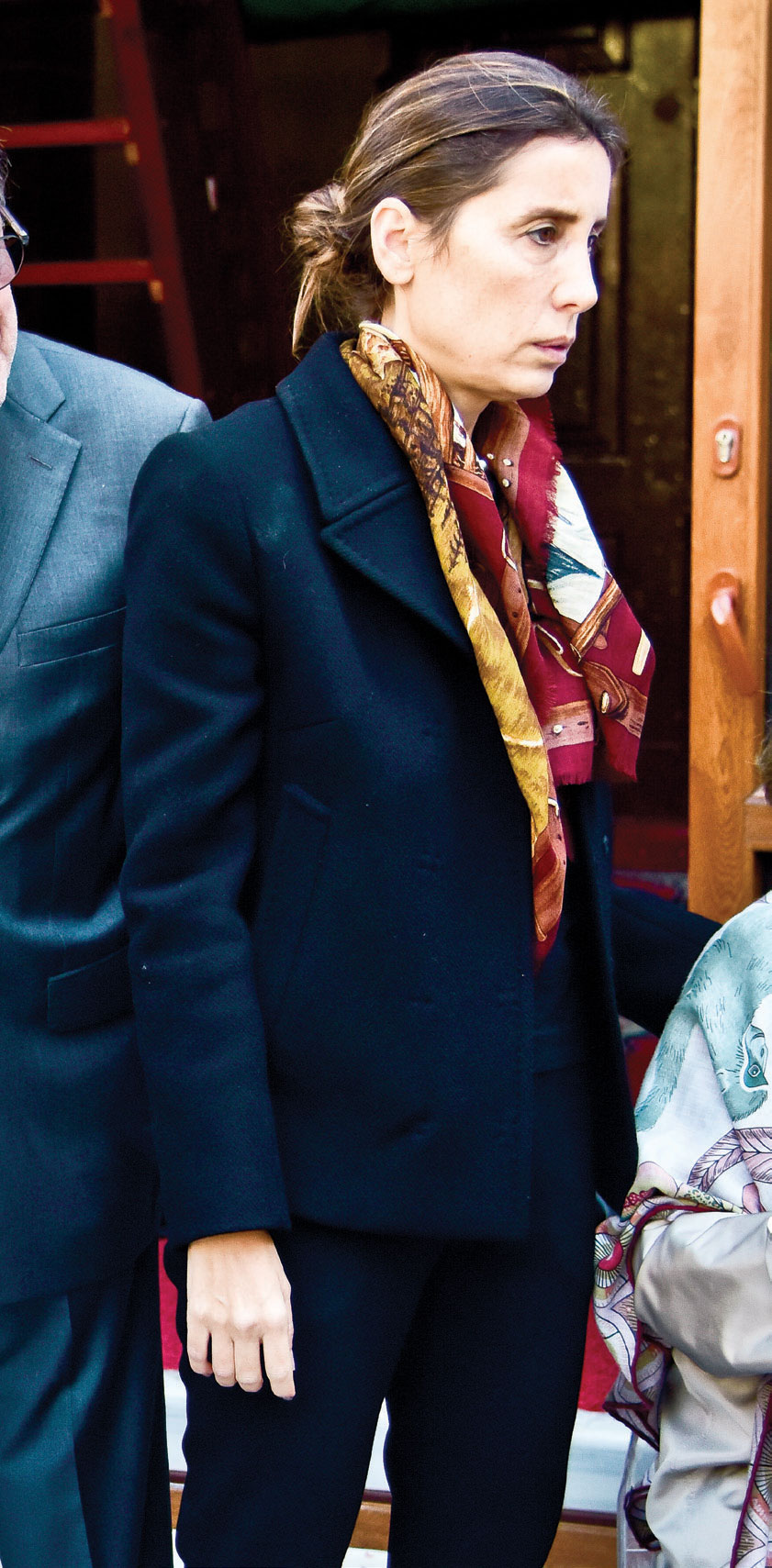 Gözyaşları içinde uğurlandı