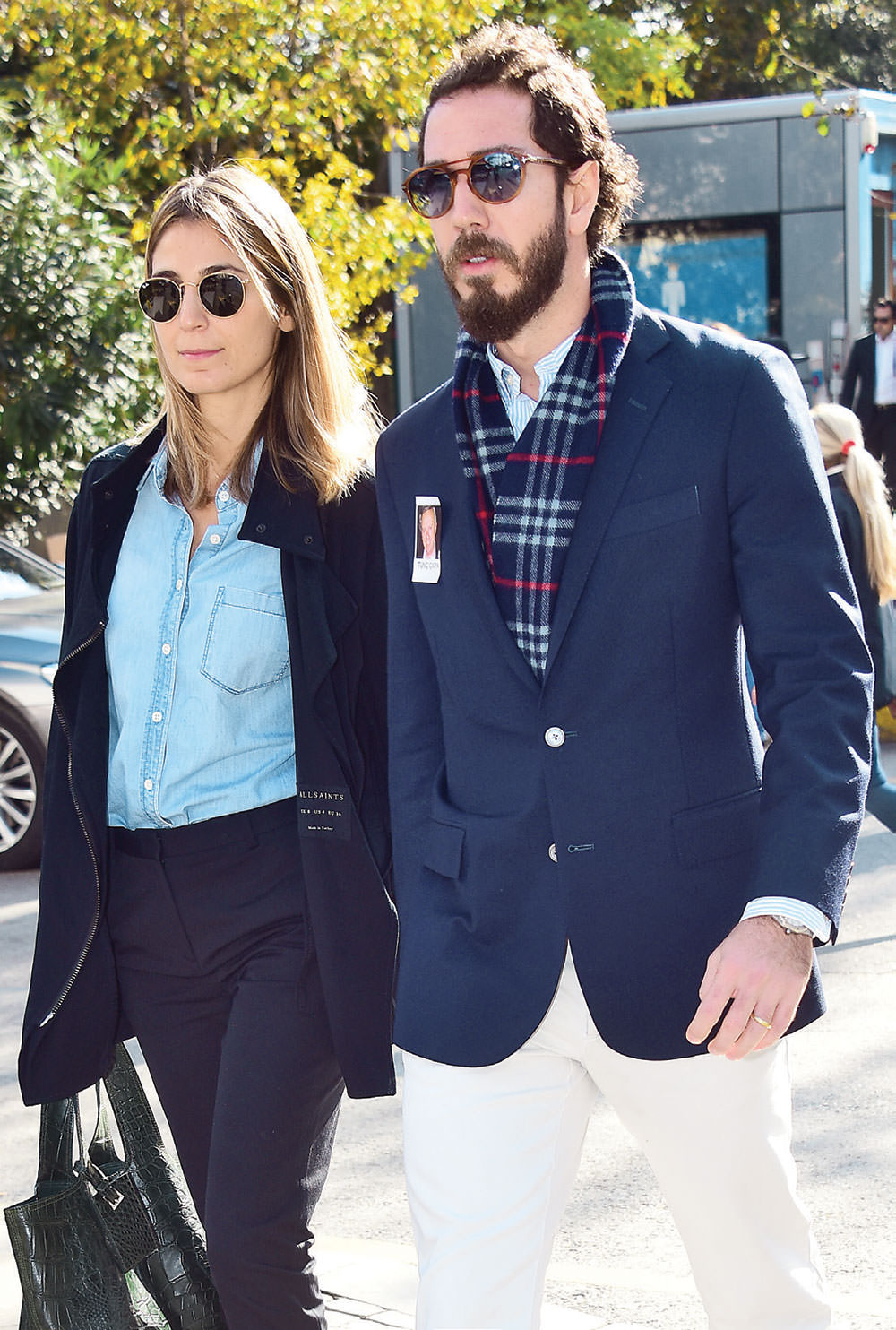 Gözyaşları içinde uğurlandı