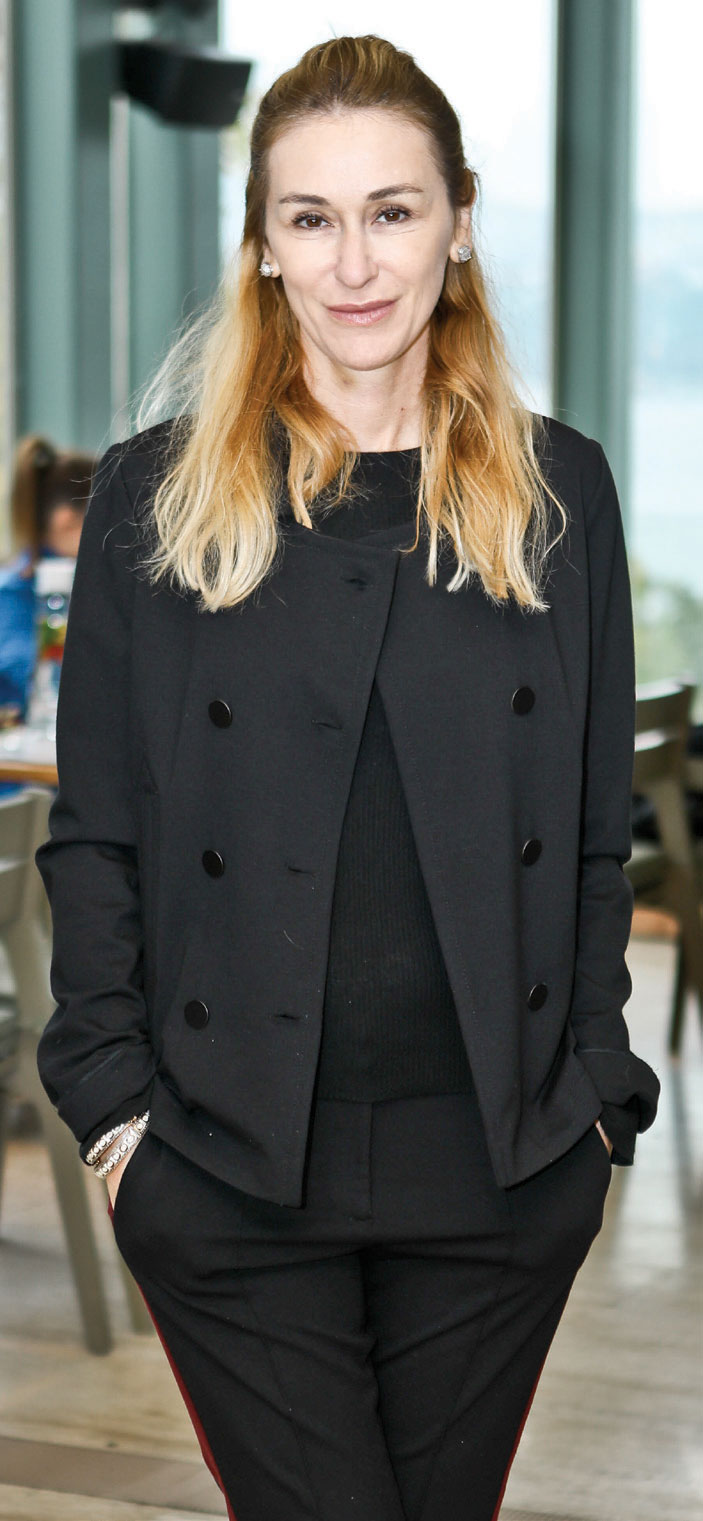 Yeni seriye seçkin davet 