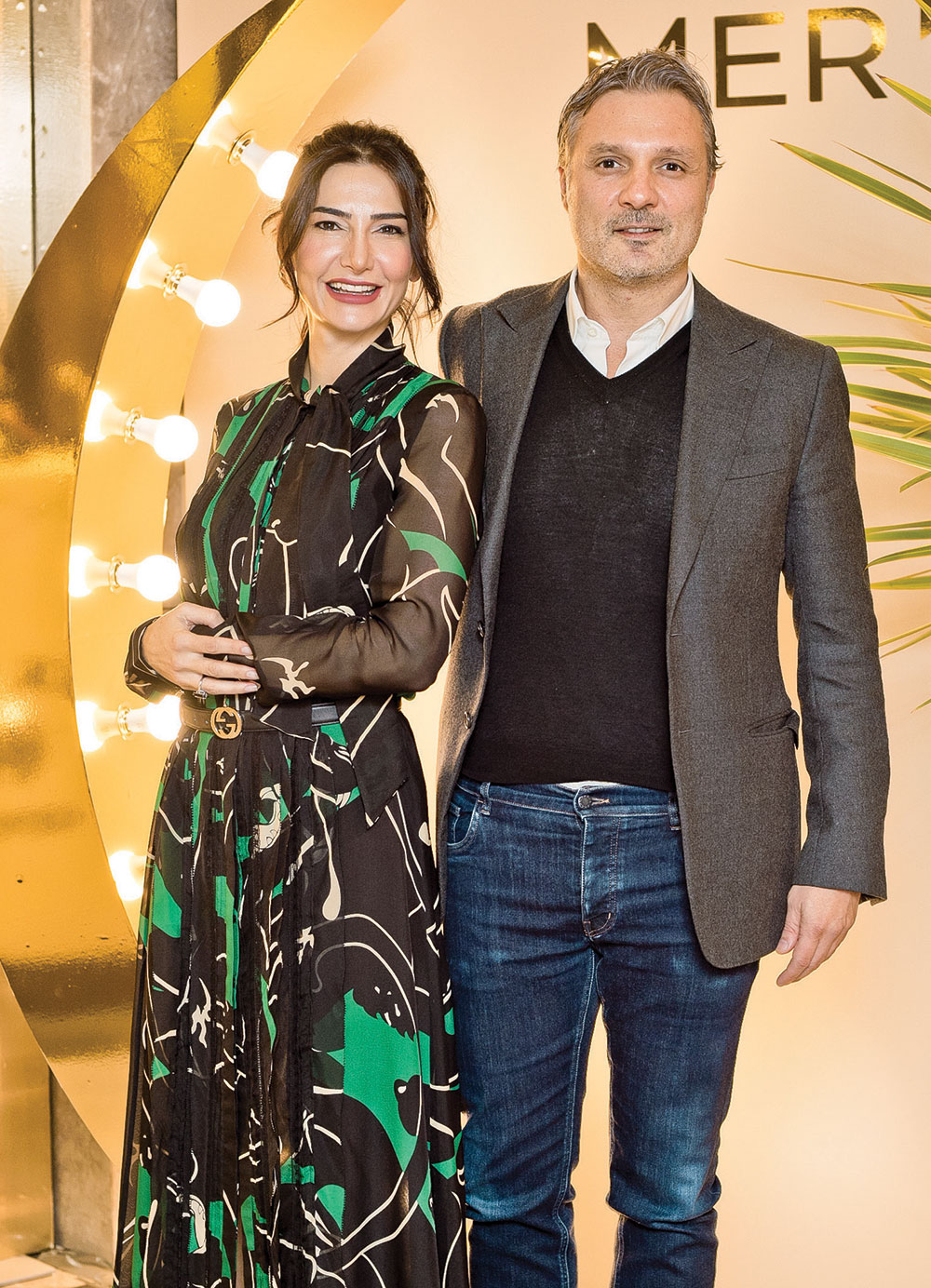 Yeni mağazaya görkemli açılış 