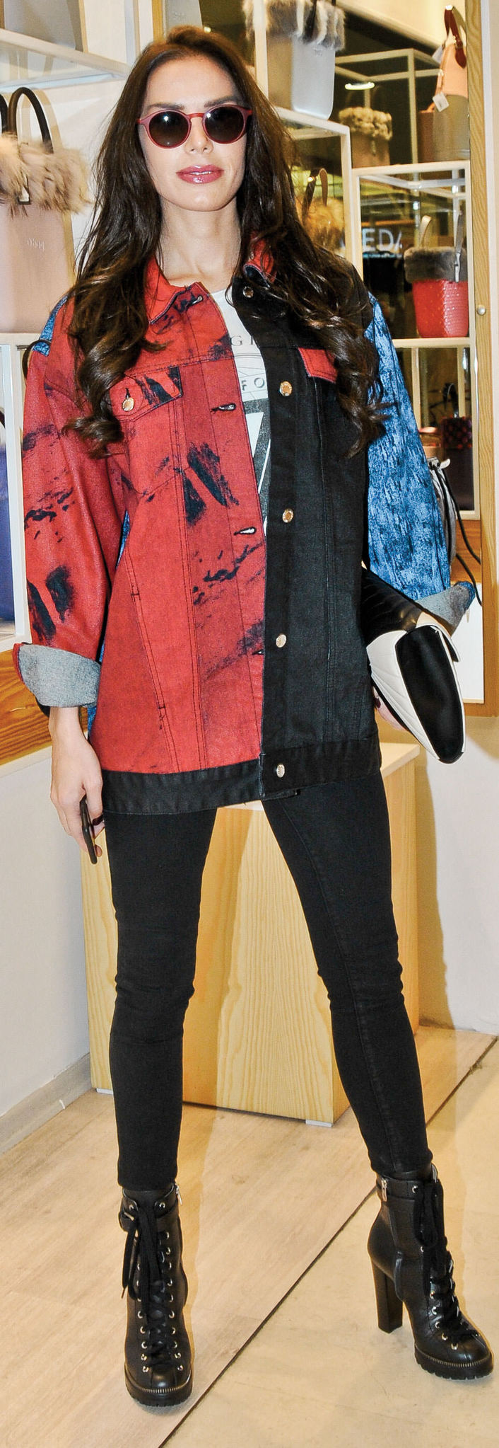 İkinci yılını davetle kutladı