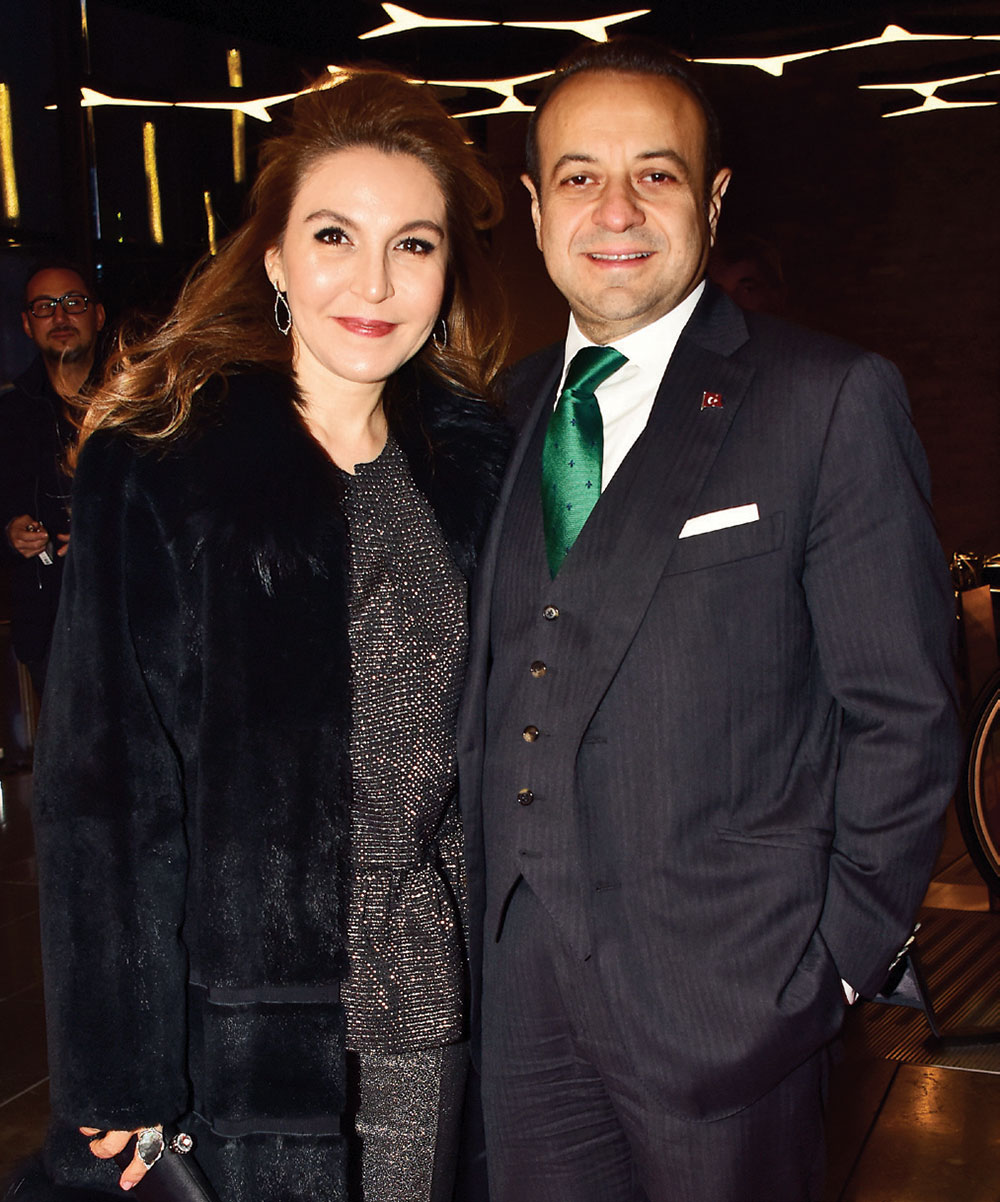 41. yıla görkemli kutlama 