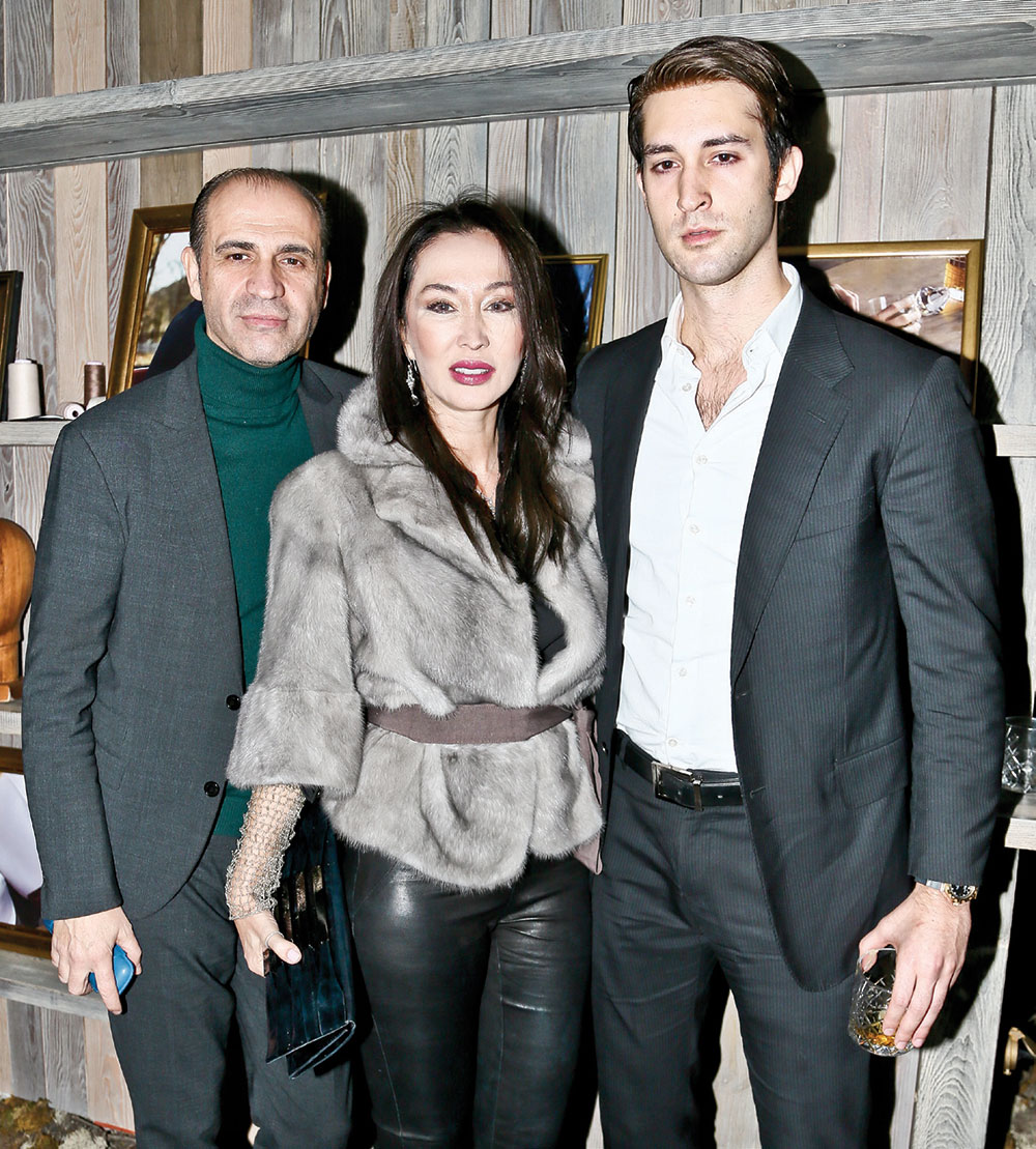 Yeni koleksiyona özel tanıtım 