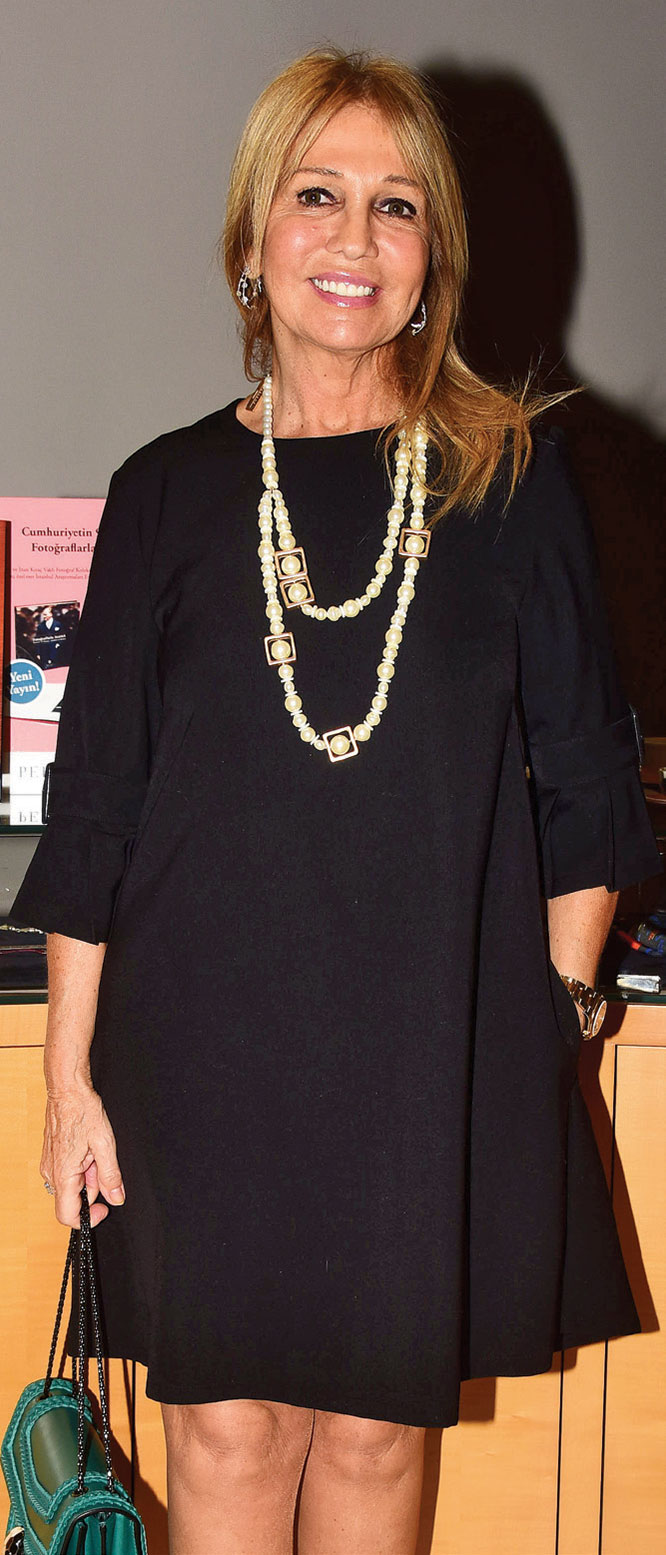 İki yeni sergiye özel davet 