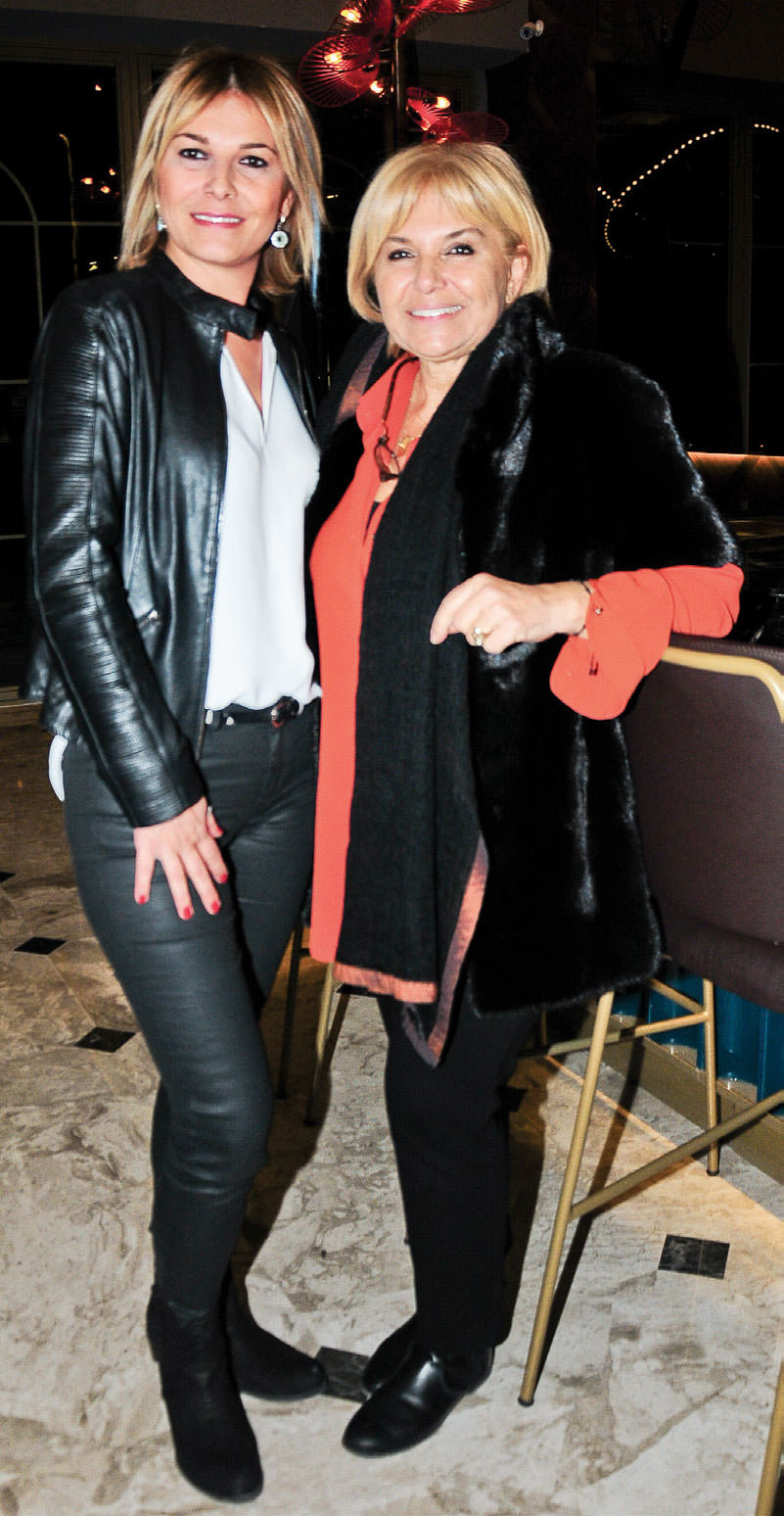 Ünlü isimler açılışta bir araya geldi