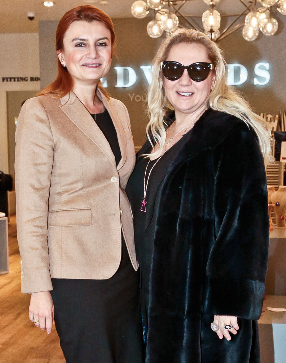 Yeni marka için tanıtım daveti 