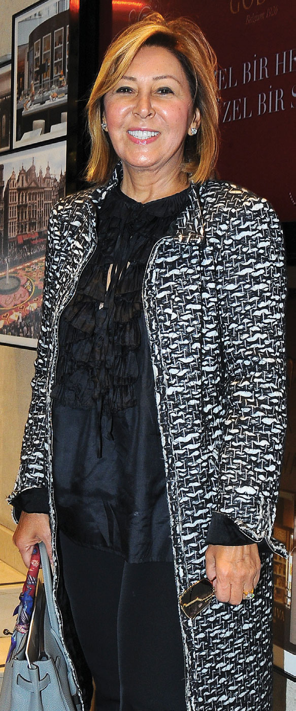 Cemiyet hayatının yeni yıl buluşması 