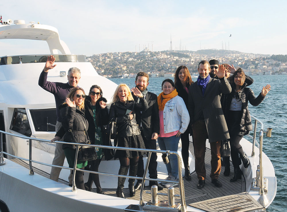 Sabah dünya basınını ağırlıyor