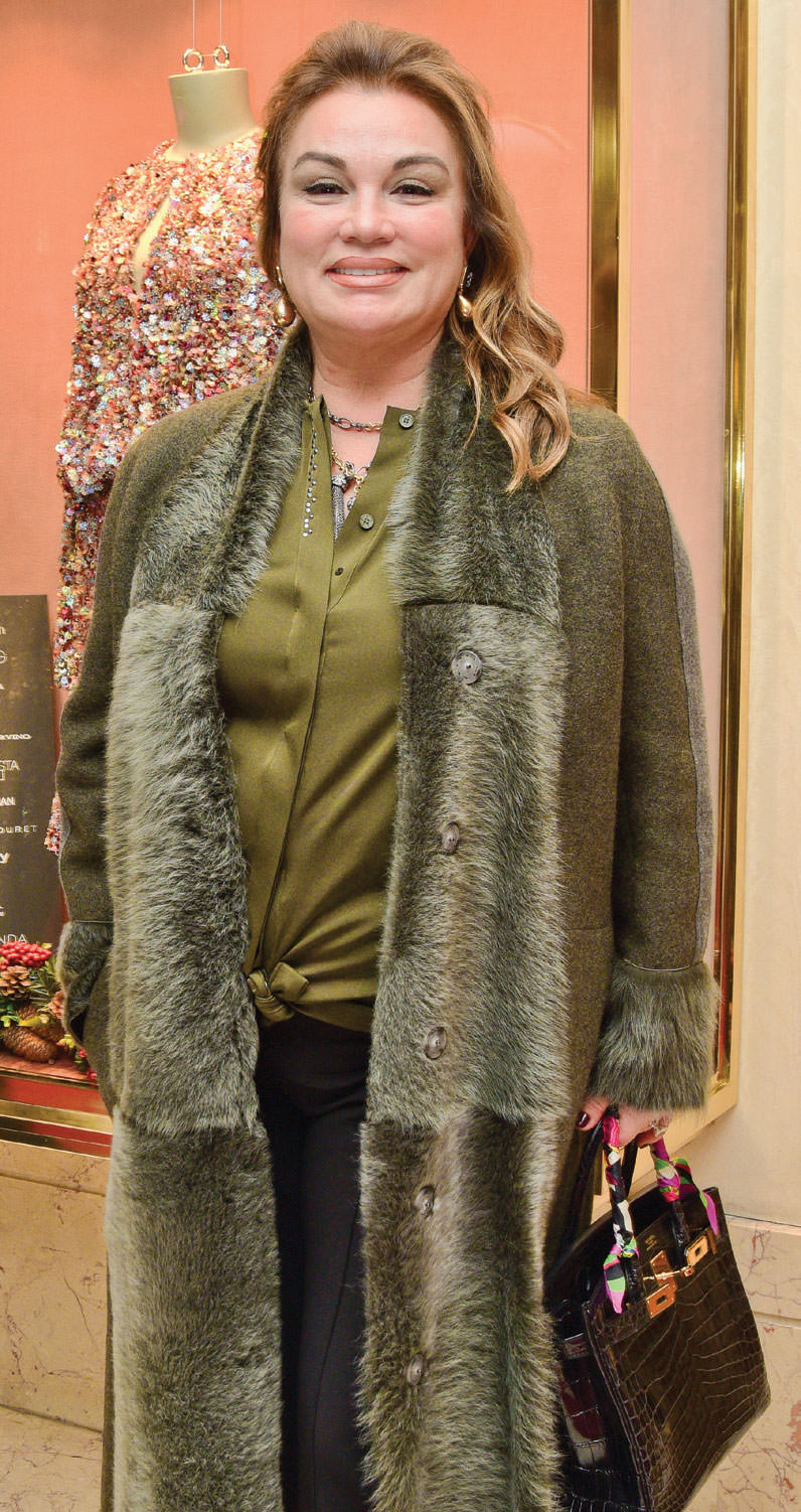 İkinci mağaza Saray'da 