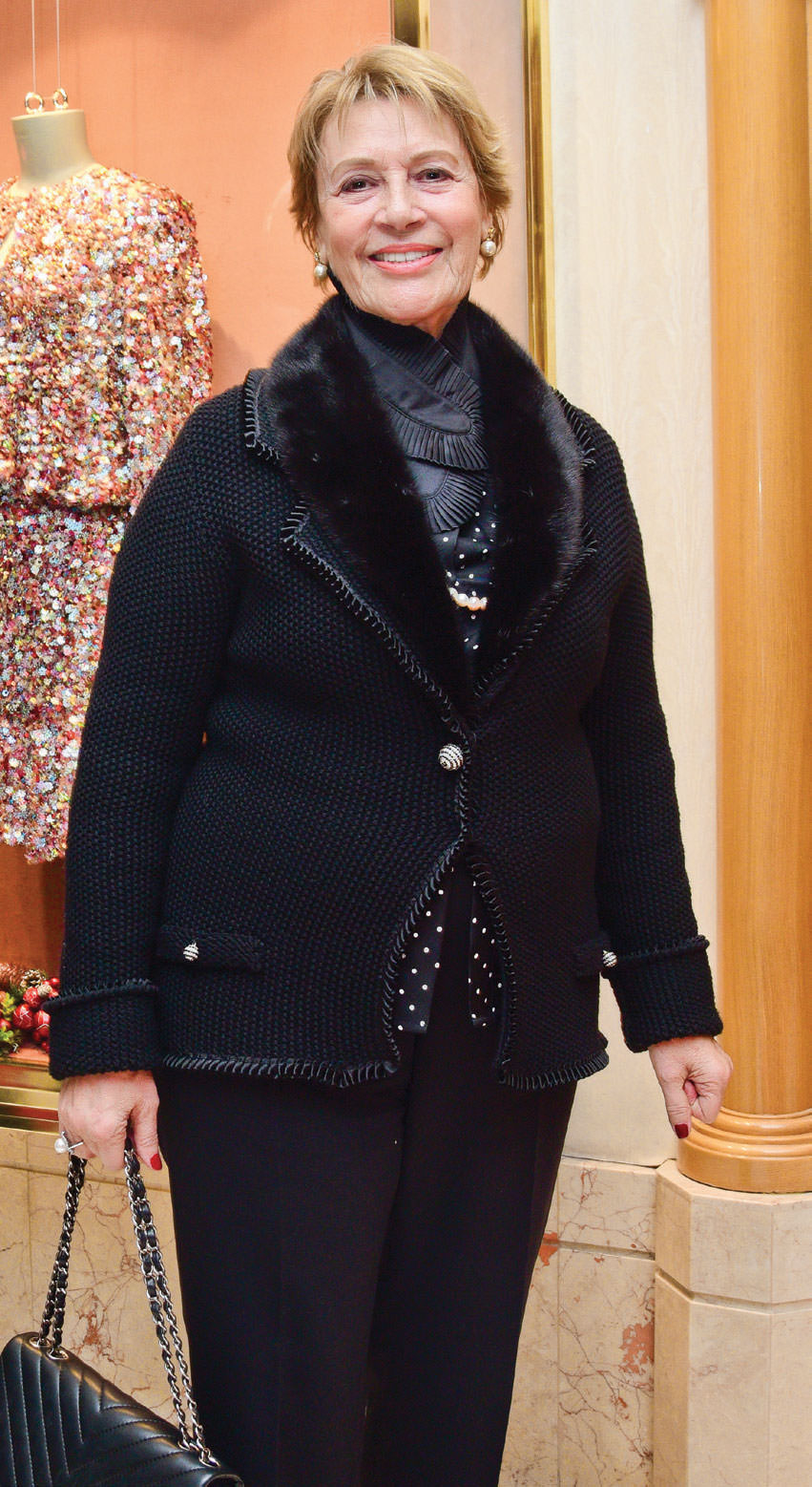 İkinci mağaza Saray'da 