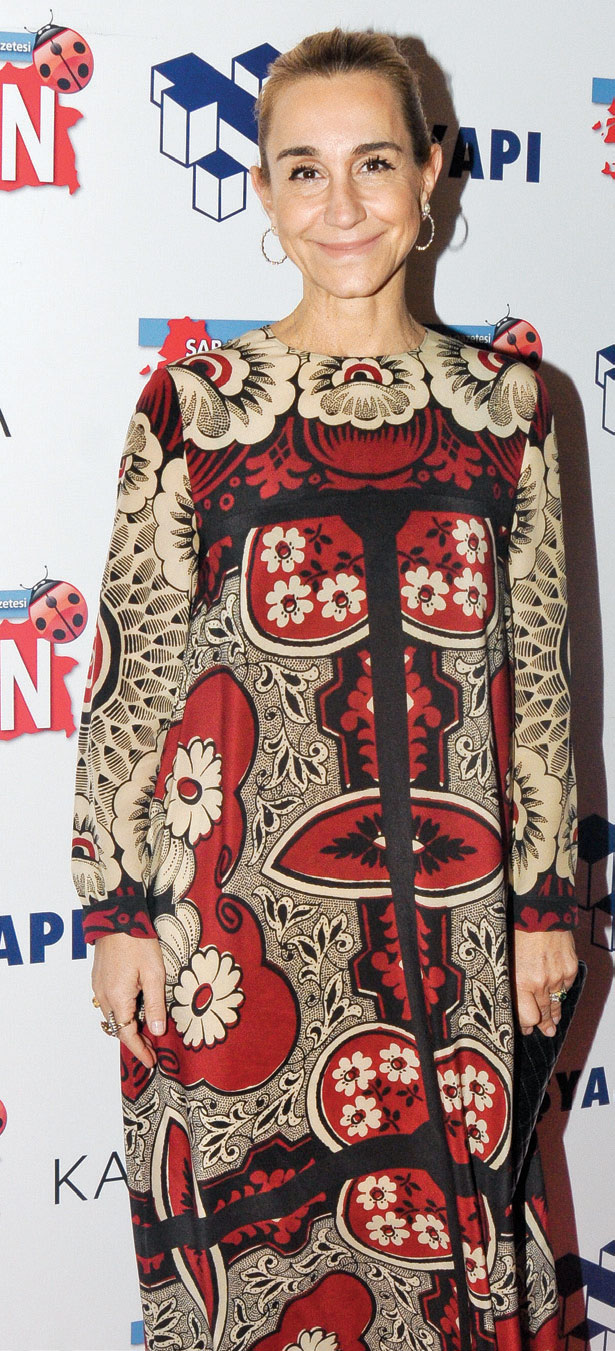 Sanat ve cemiyet dünyası bir arada