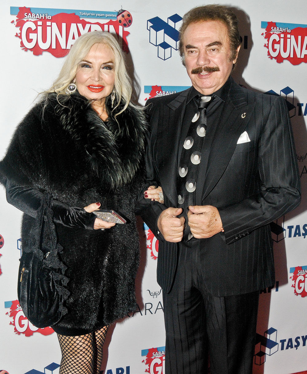 Sanat ve cemiyet dünyası bir arada