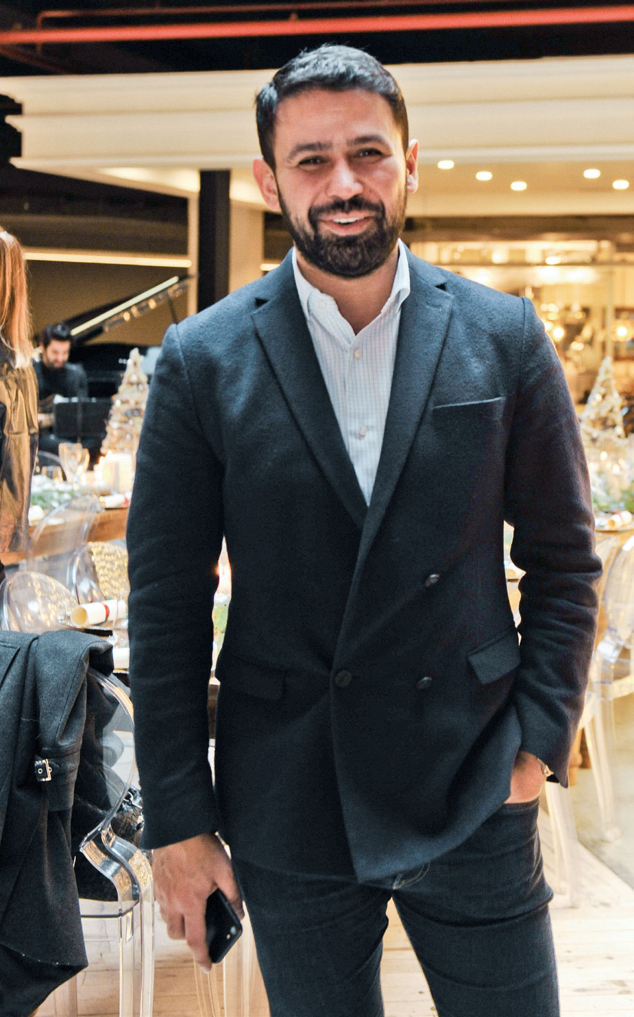 Şık sofrada yeni yıl yemeği