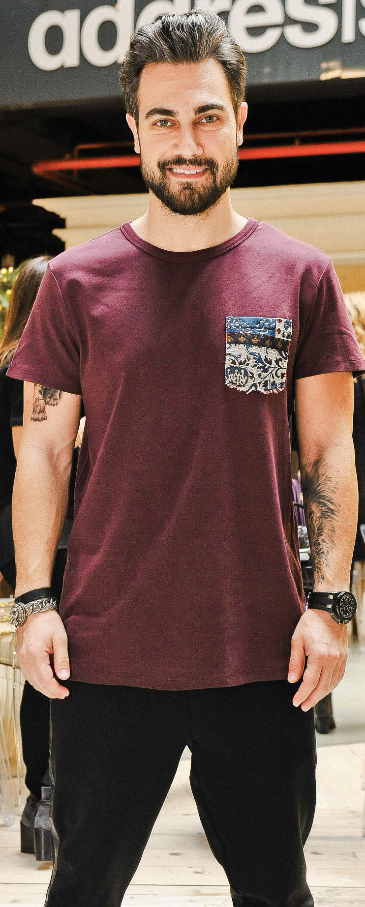 Şık sofrada yeni yıl yemeği