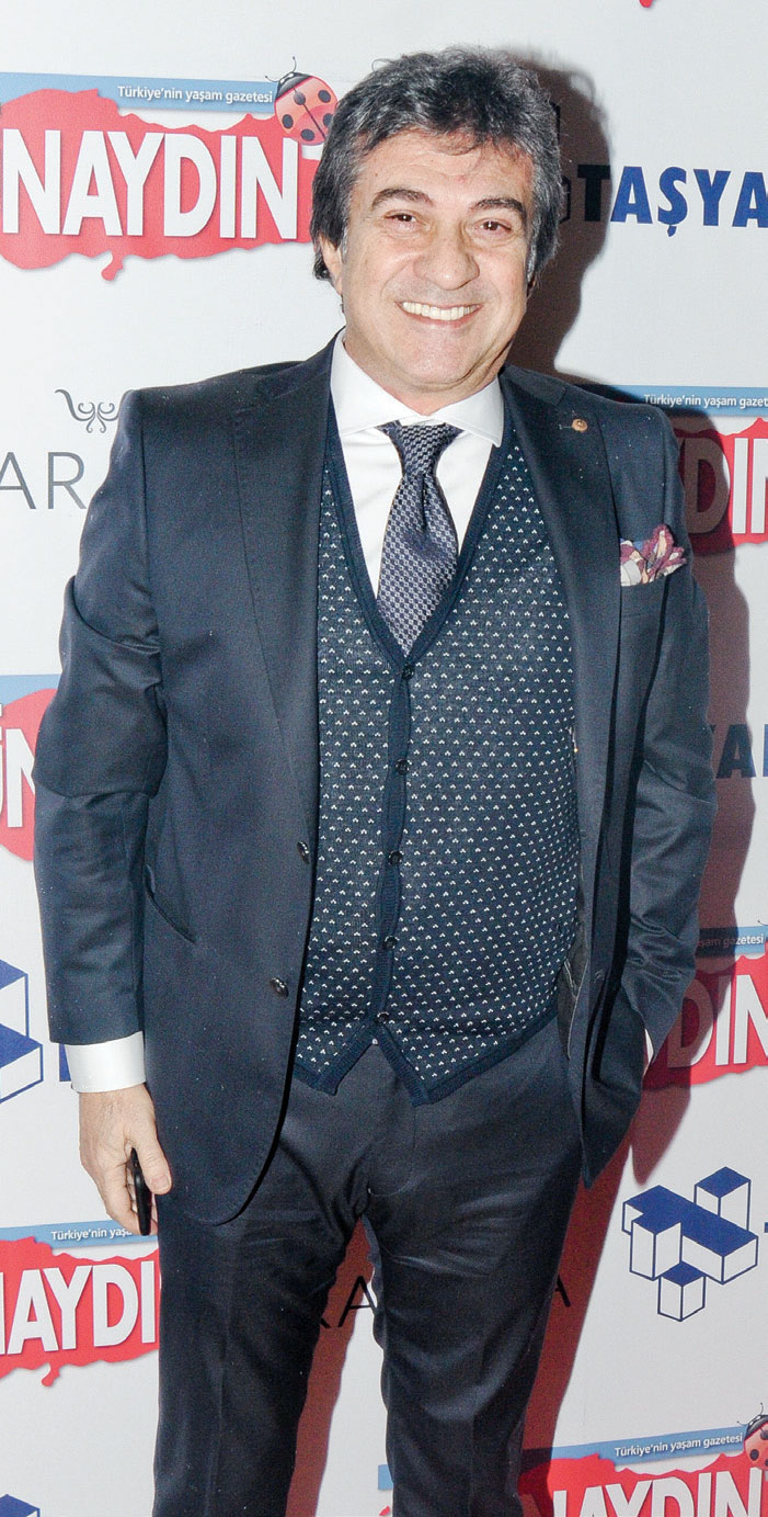 Sanat ve cemiyet dünyası bir arada