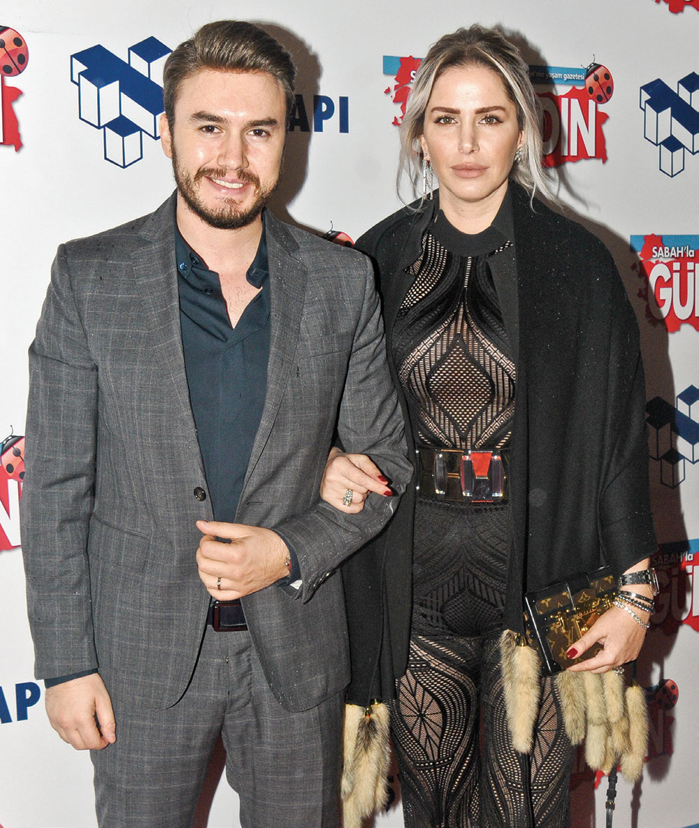 Sanat ve cemiyet dünyası bir arada