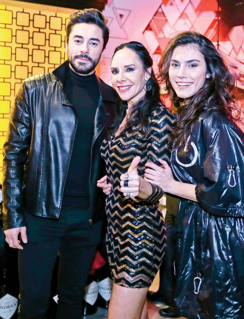 Cosmo'dan müzede sıra dışı yeni yıl partisi