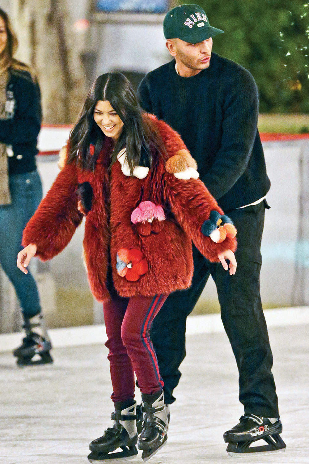 Kardashian’ların buz pisti keyfi