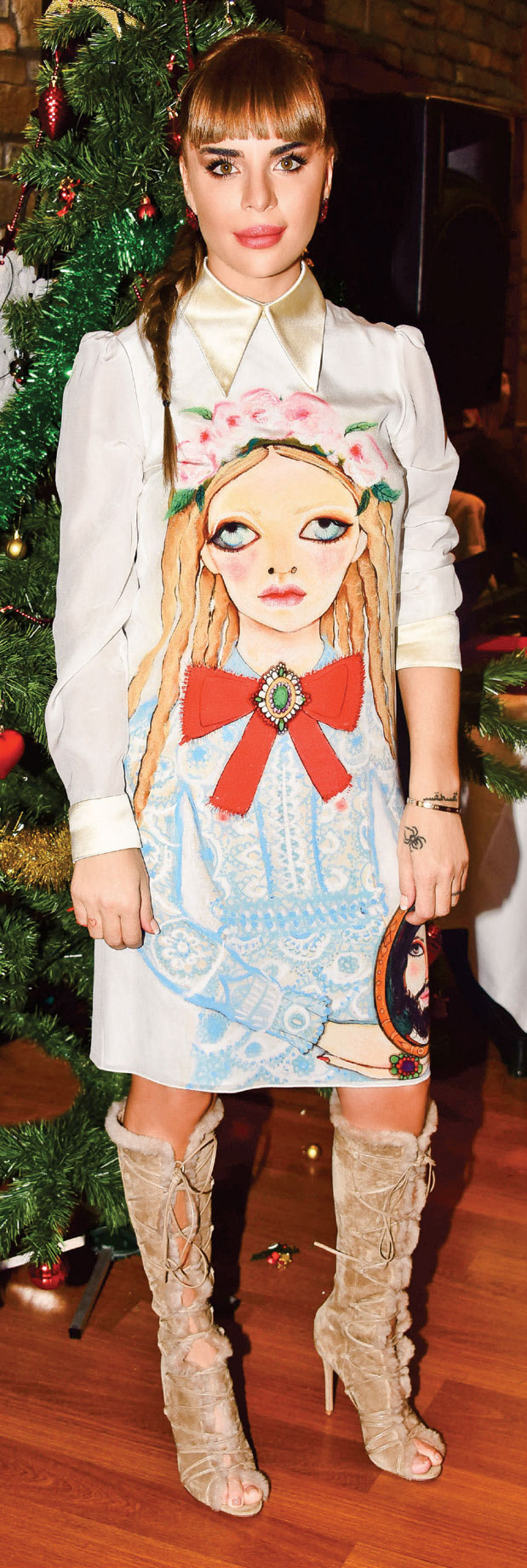 Miniklere yeni yıl partisi