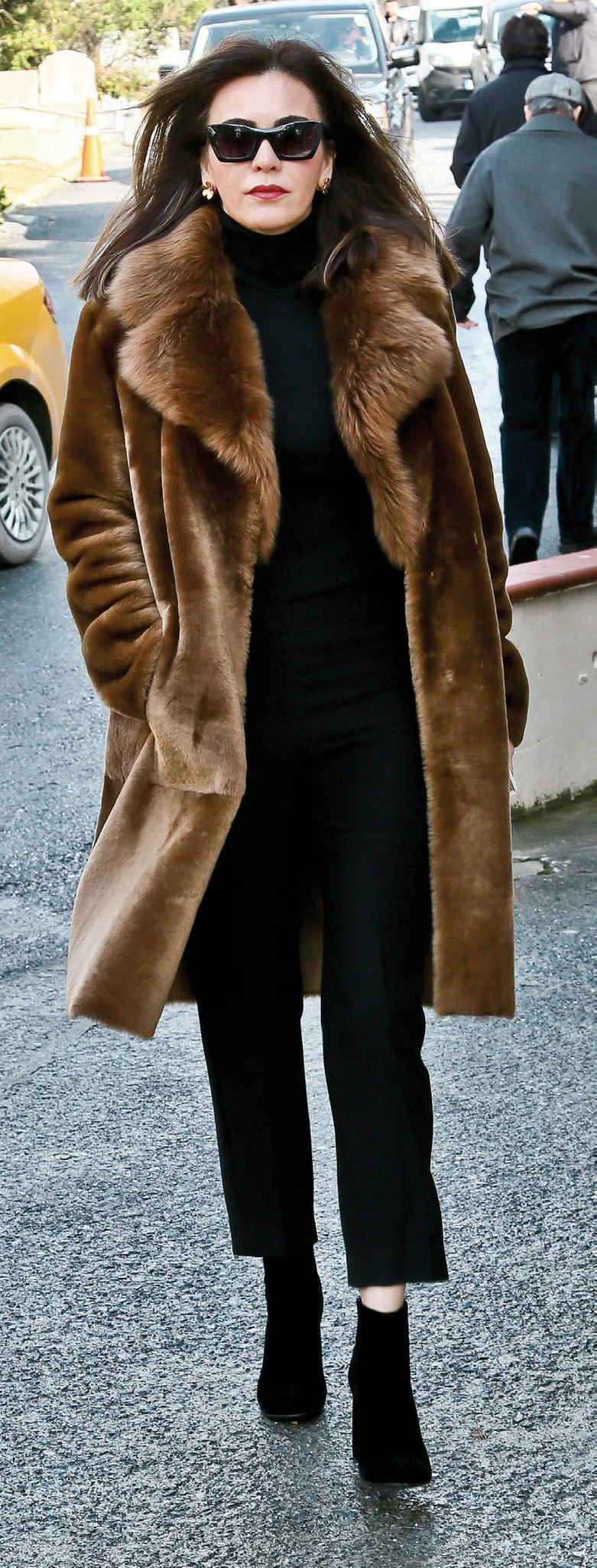 Son yolculuğuna uğurlandı