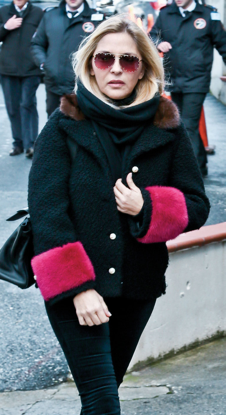 Son yolculuğuna uğurlandı