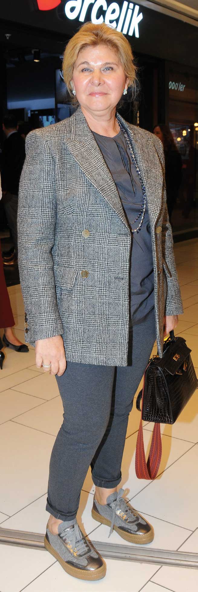 Yeni nesil mağazaya görkemli açılış 