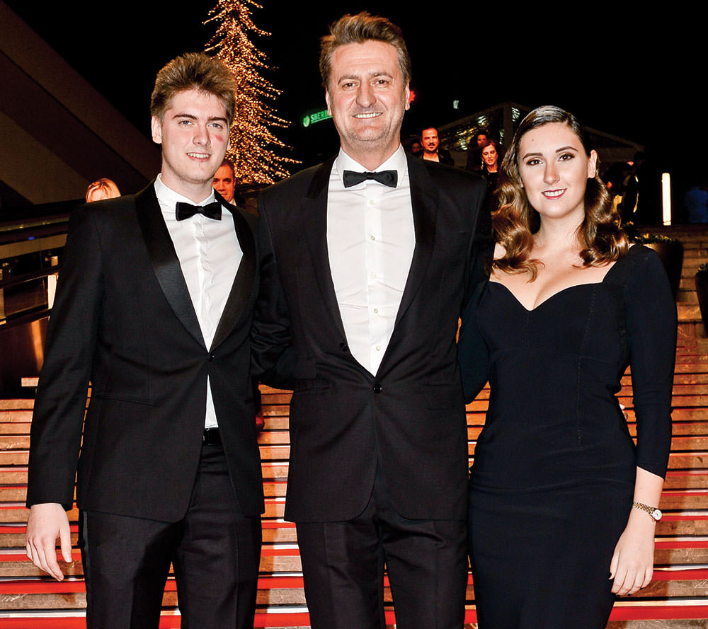 Beklenen filme görkemli gala