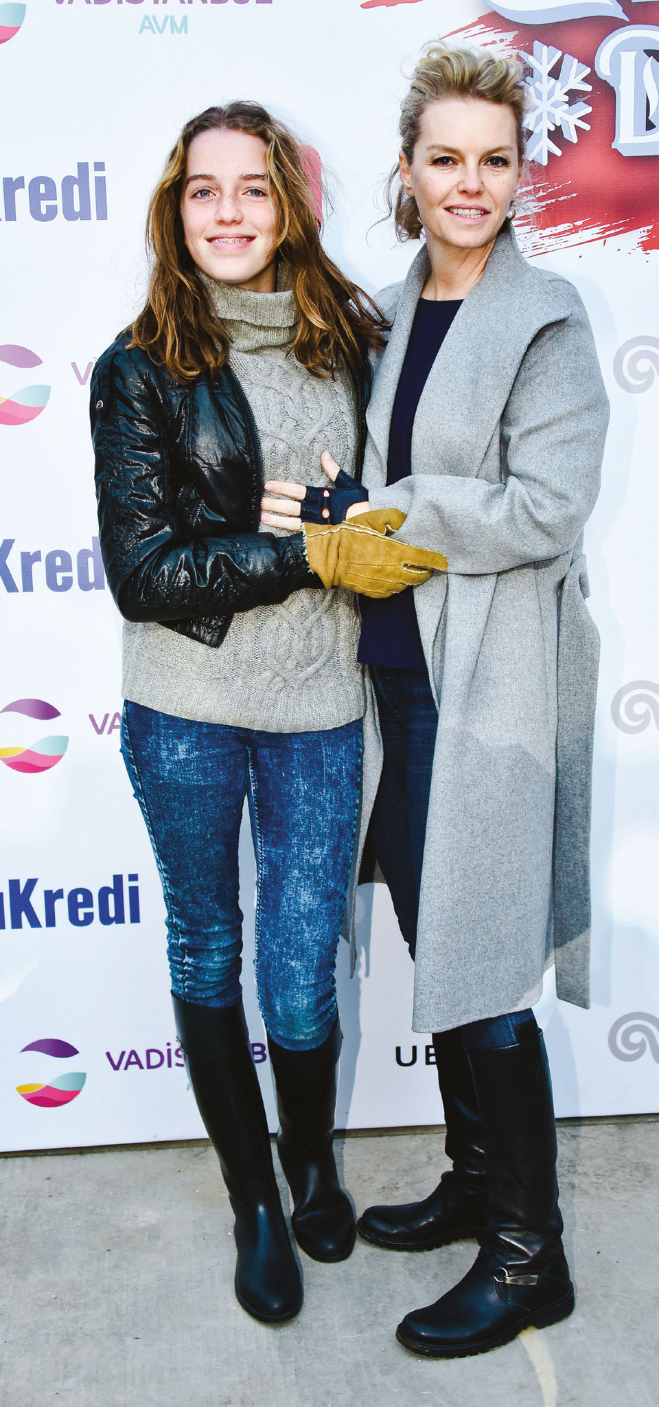 Ünlü isimler açılışta buluştu