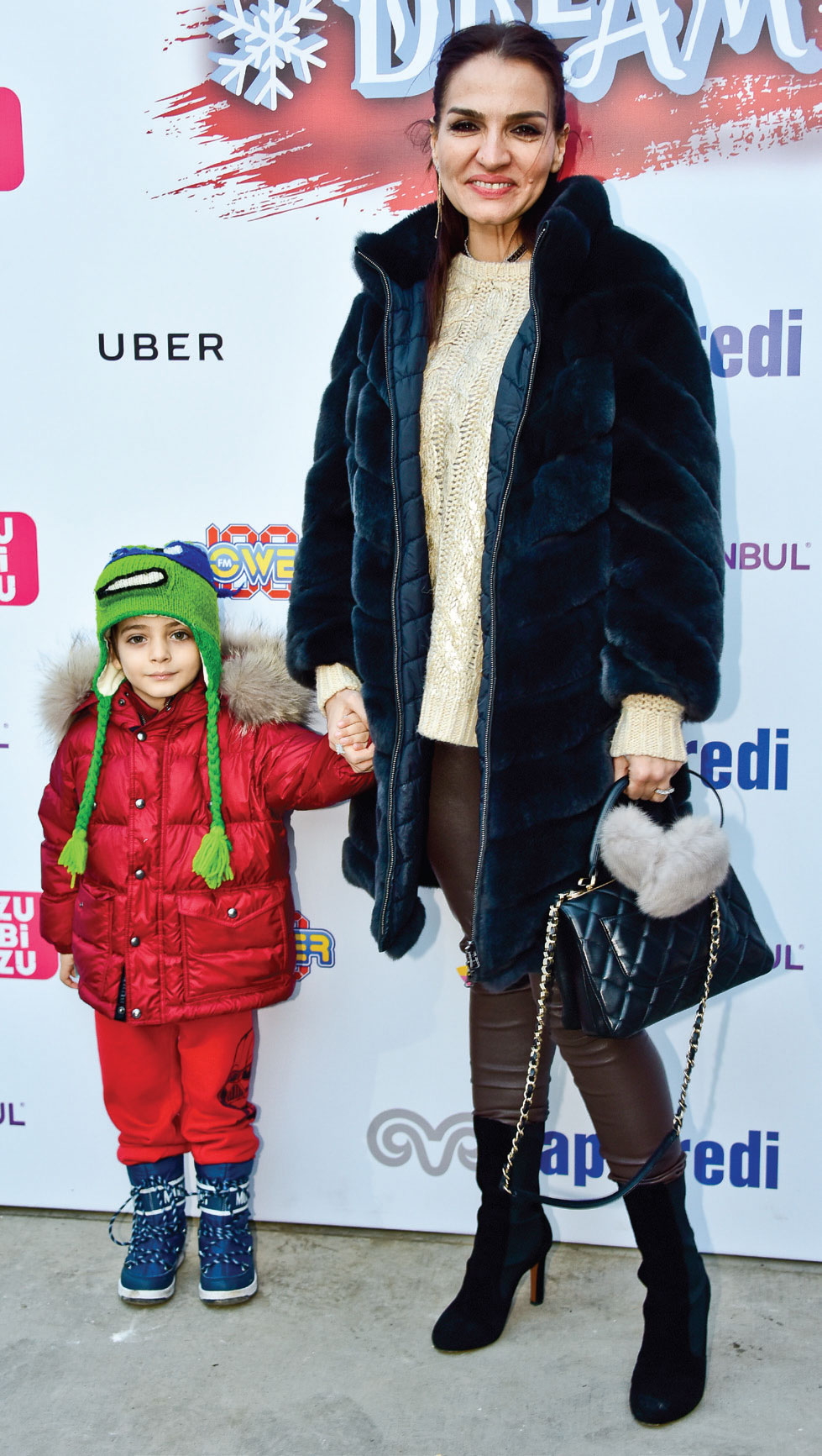 Ünlü isimler açılışta buluştu