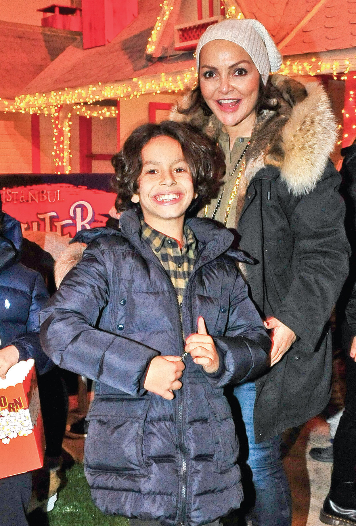 Ünlü isimler açılışta buluştu