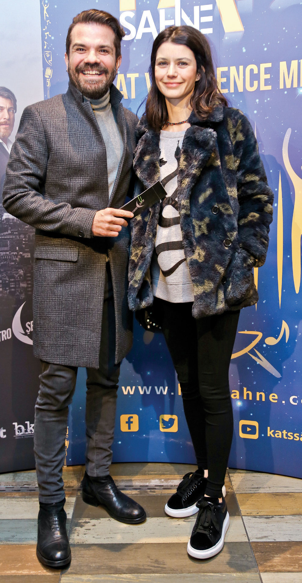 İlk gösterim büyük ilgi gördü