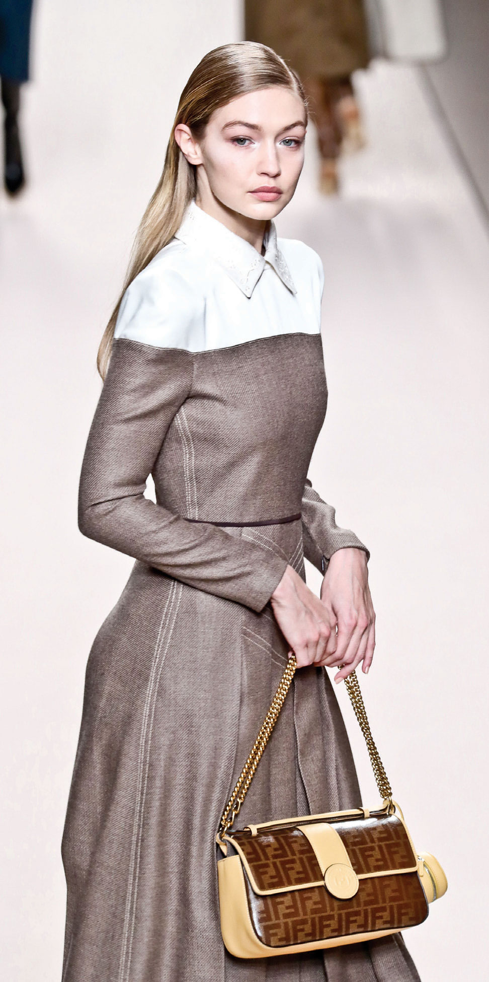 Milano'da kadın gücü dikkat çekti