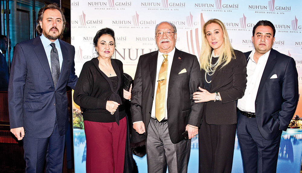 Kıbrıs'taki otel için İstanbul'da parti
