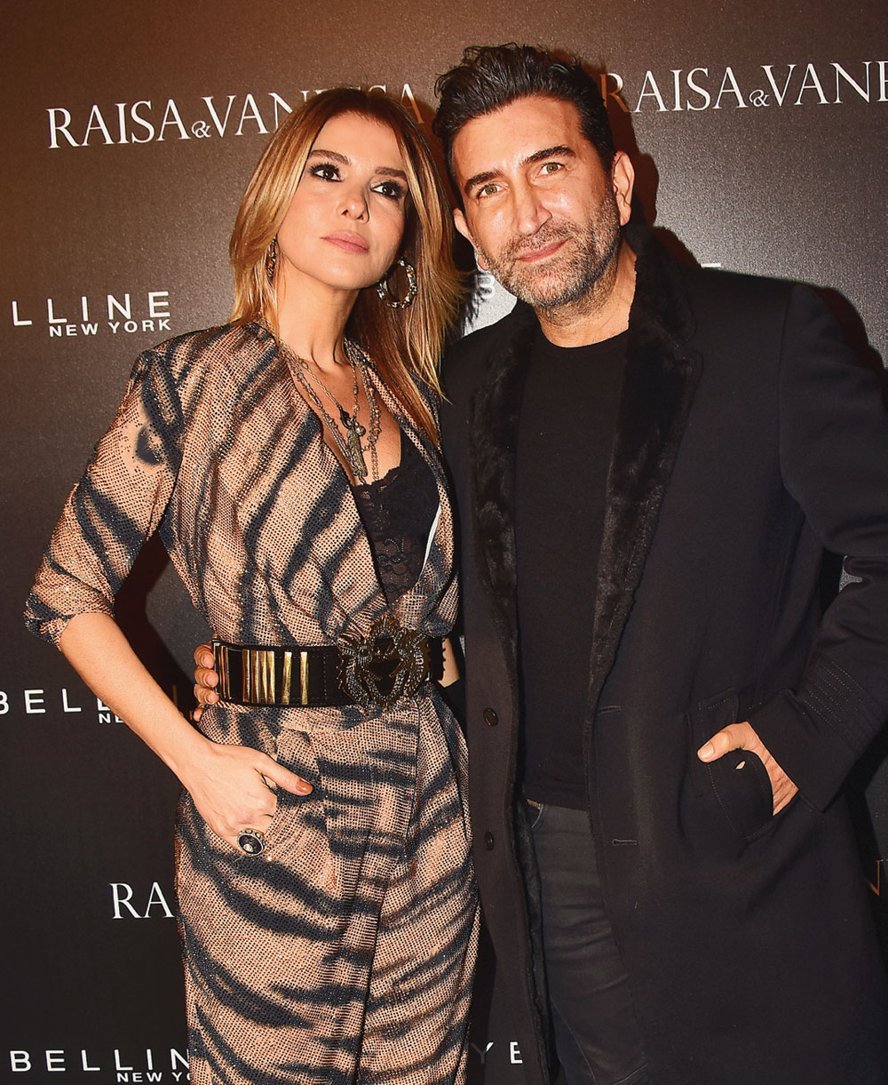 Yeni koleksiyona görkemli defile