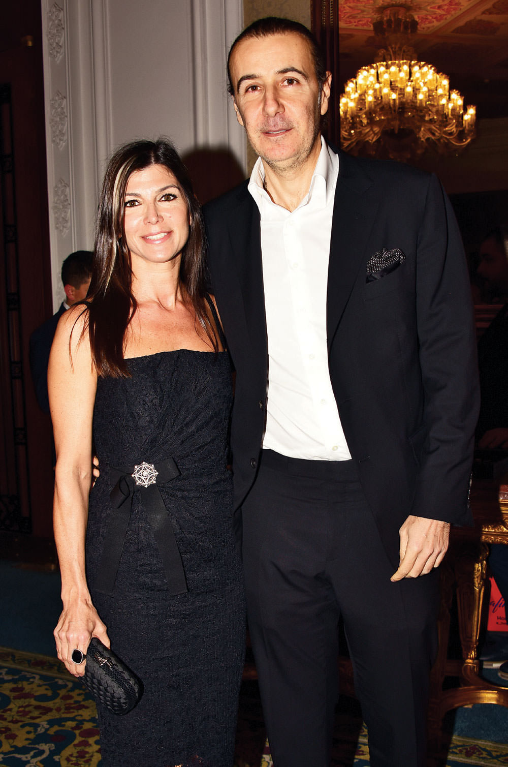 Ünlü isimler yardım için ressam oldu