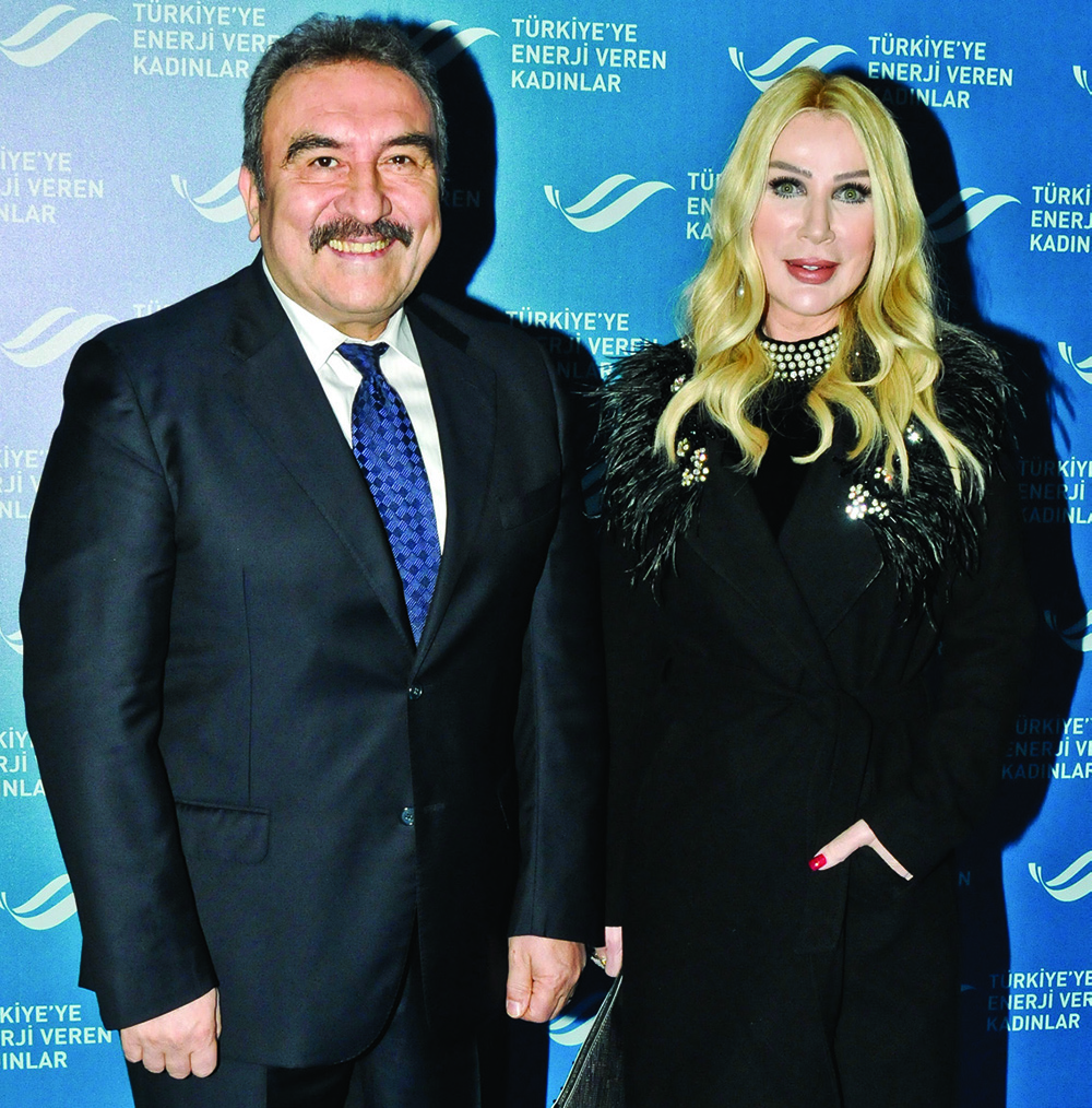 Türkiye'ye enerji veren kadınlar ödüllendirildi