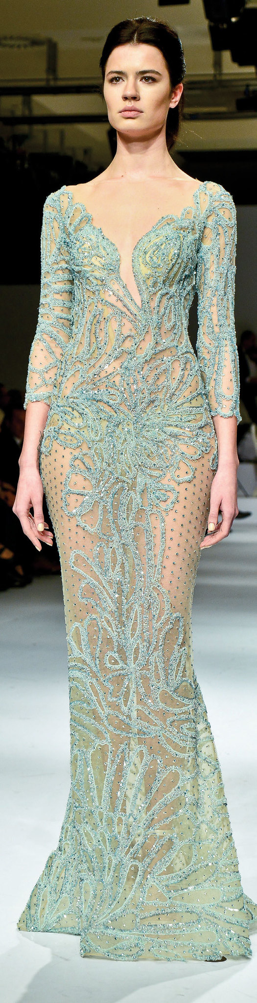 Canlı müzik eşliğinde defile