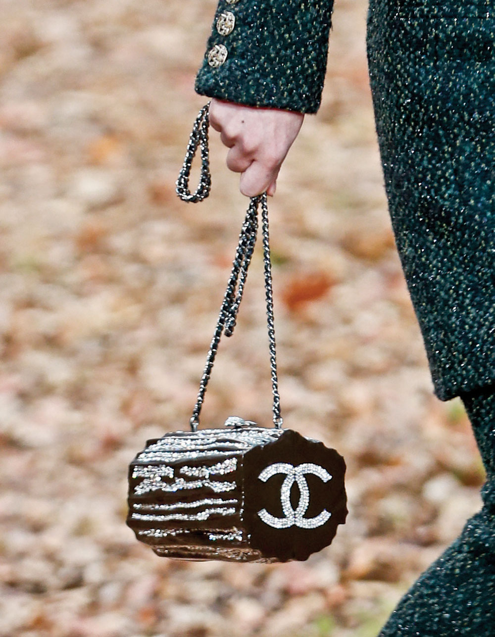 Chanel'ın Sihirli Ormanı