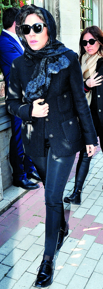 Gözyaşları içinde uğurlandılar