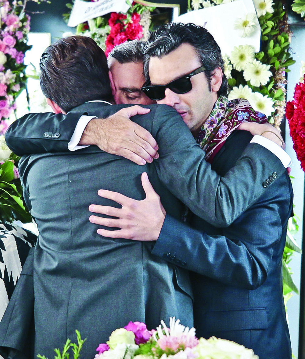 Gözyaşları içinde uğurlandılar