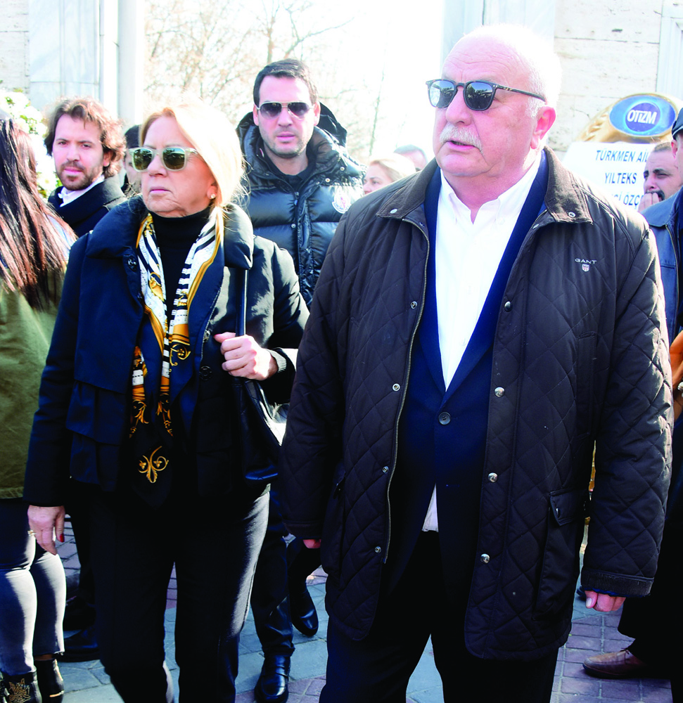 Gözyaşları içinde uğurlandılar